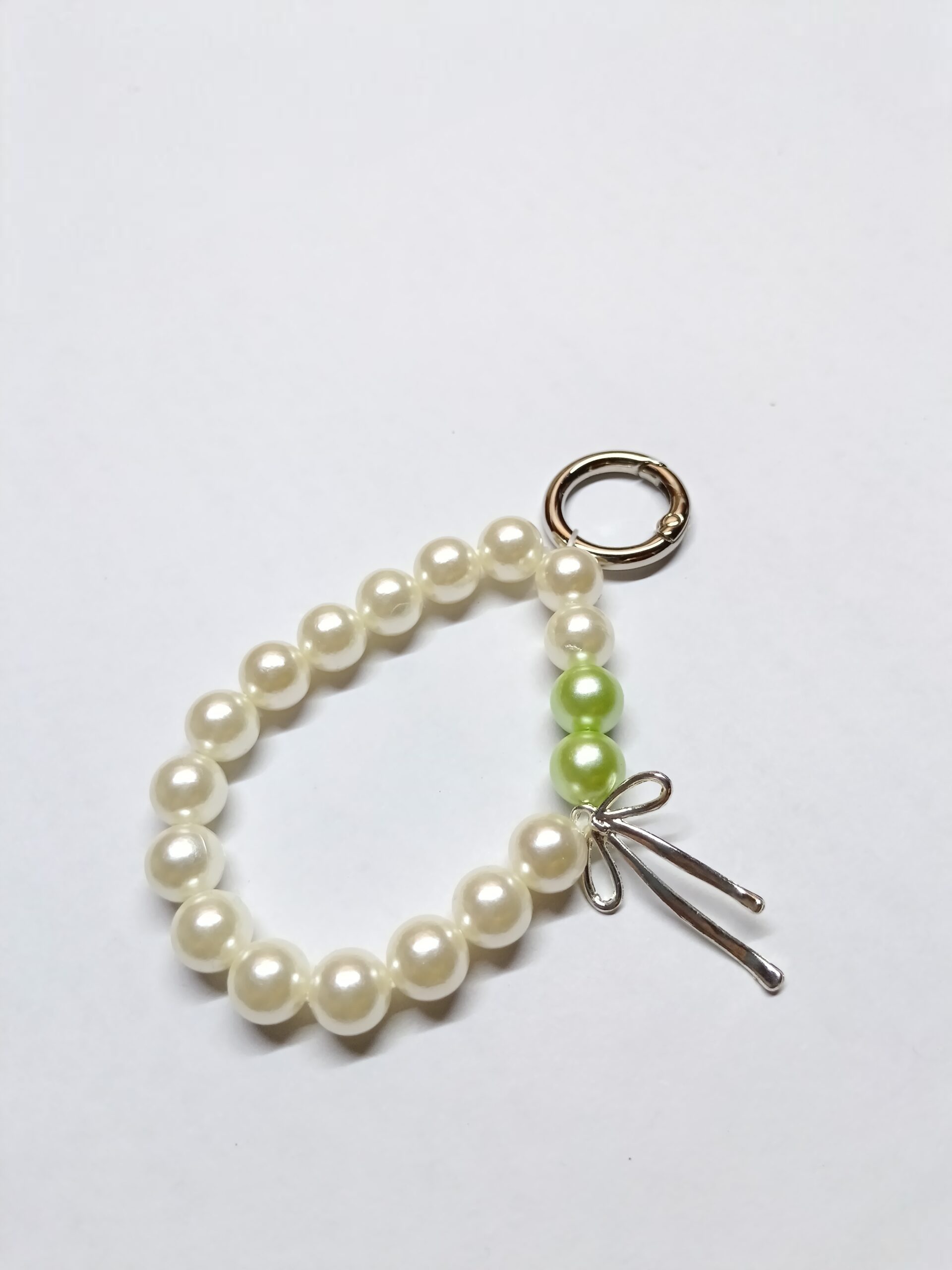 IMG_20251108_234054 柔芽綠|串珠手機吊飾