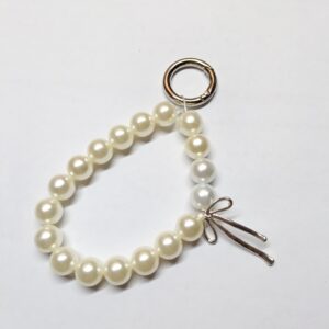 奶霧白｜串珠手機吊飾