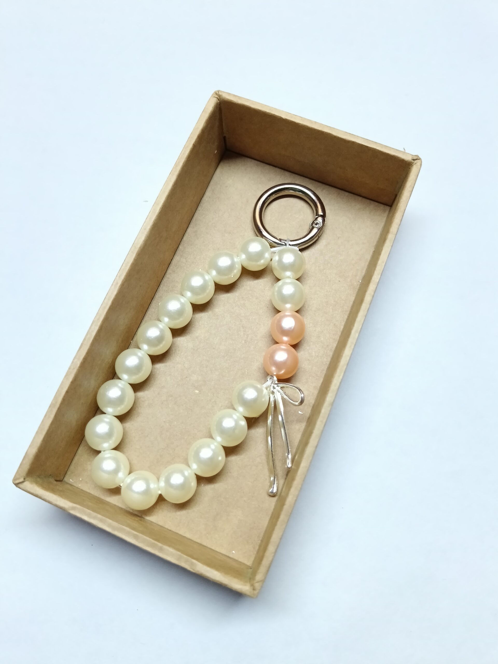 IMG_20251109_012110 櫻霧粉|串珠手機吊飾:圖片 2